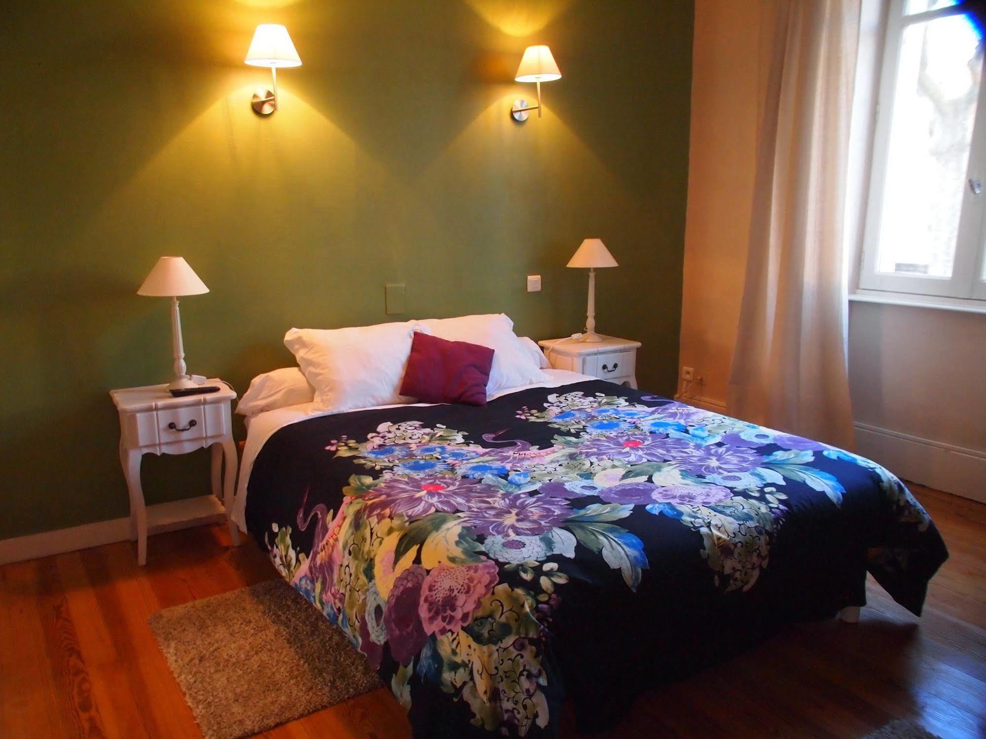 Hotel Emma Calve Millau Ngoại thất bức ảnh