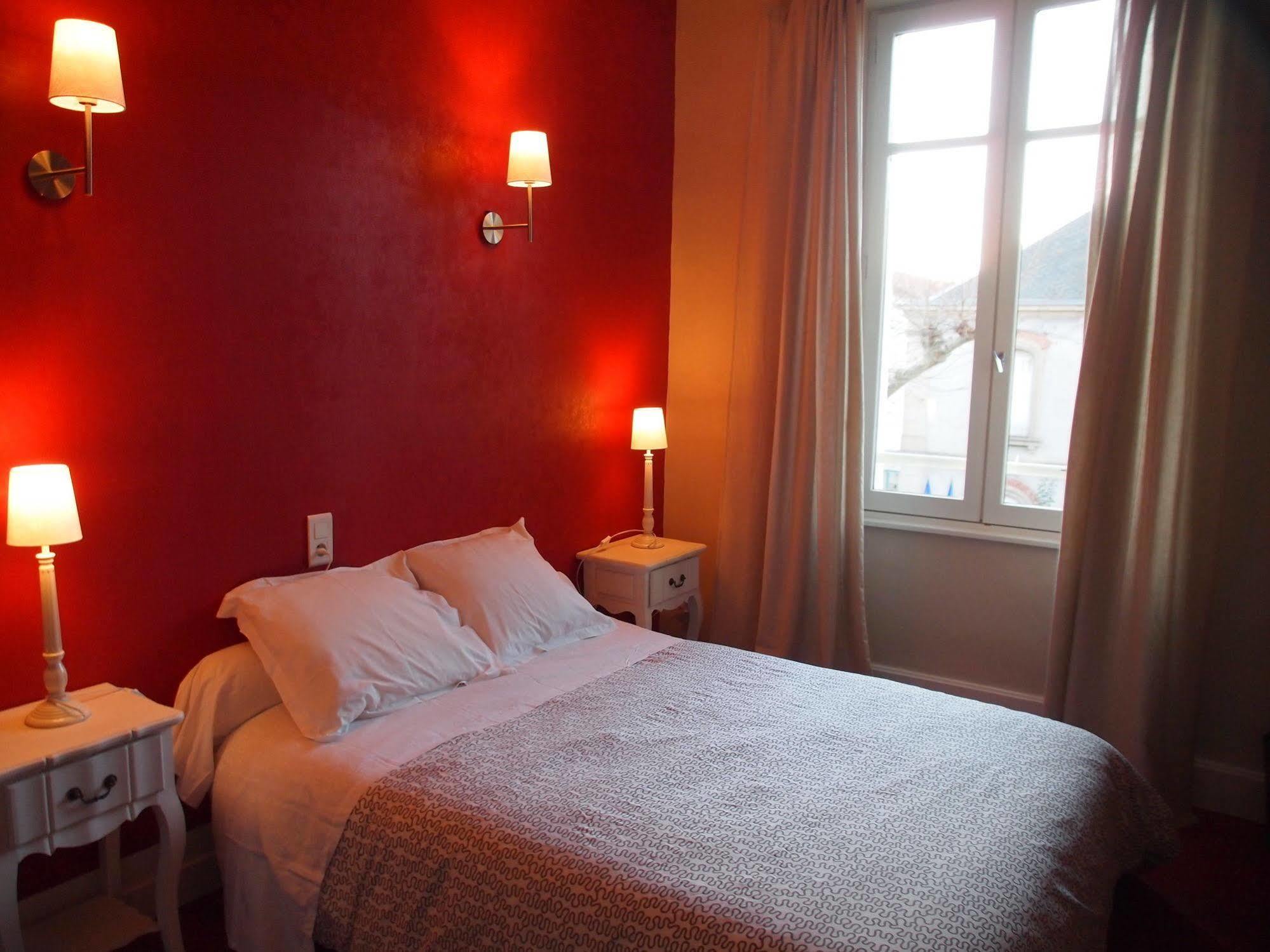 Hotel Emma Calve Millau Ngoại thất bức ảnh