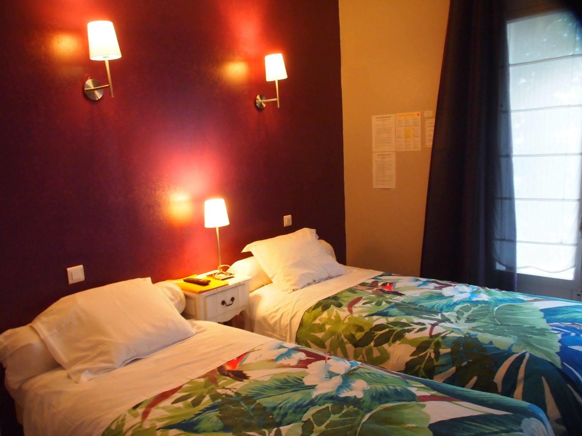 Hotel Emma Calve Millau Ngoại thất bức ảnh