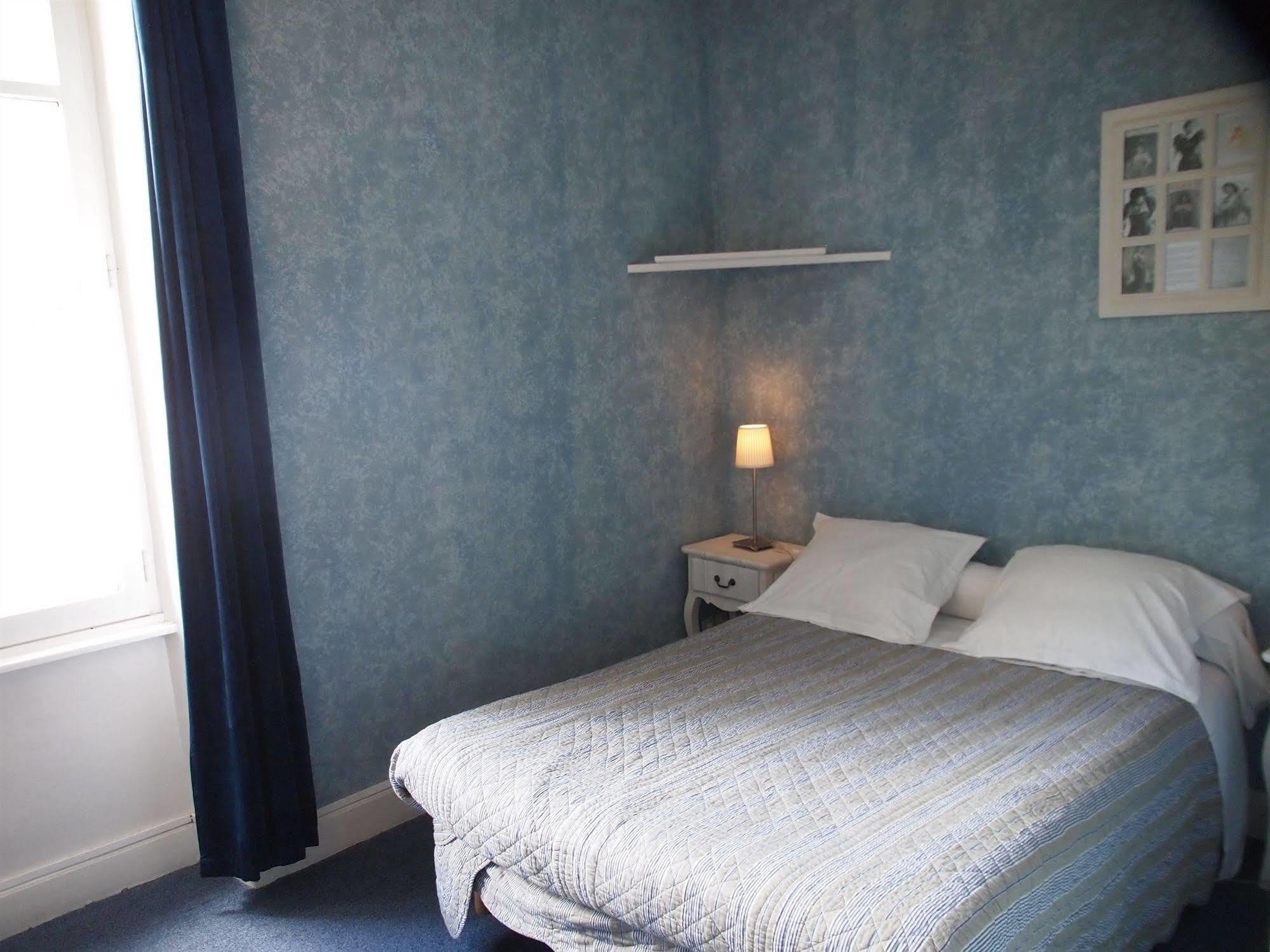 Hotel Emma Calve Millau Ngoại thất bức ảnh