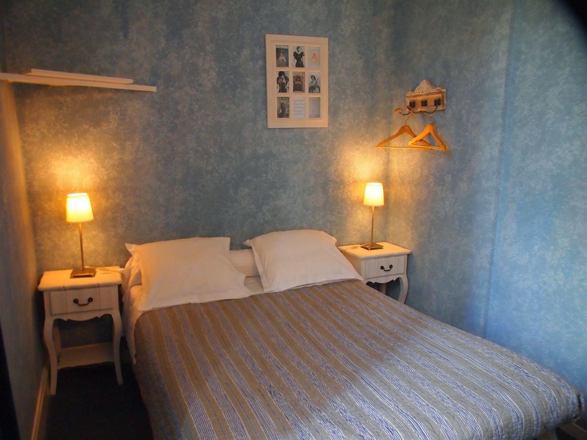 Hotel Emma Calve Millau Ngoại thất bức ảnh